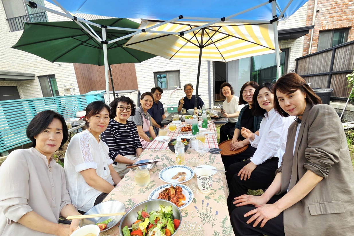 /user/s/sujichambit/editor/2505/7b36da01e60383d50cdeedcf3a06b74d_1748695901_2257.png 이미지크게보기