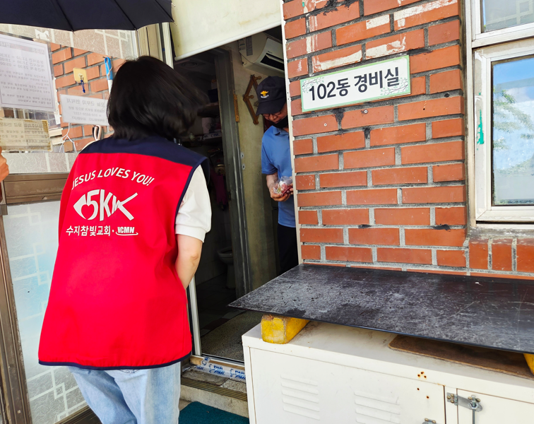/user/s/sujichambit/editor/2509/3b54b741b8a23bf1e75bb6359792e5ce_1759228877_6307.png 이미지크게보기