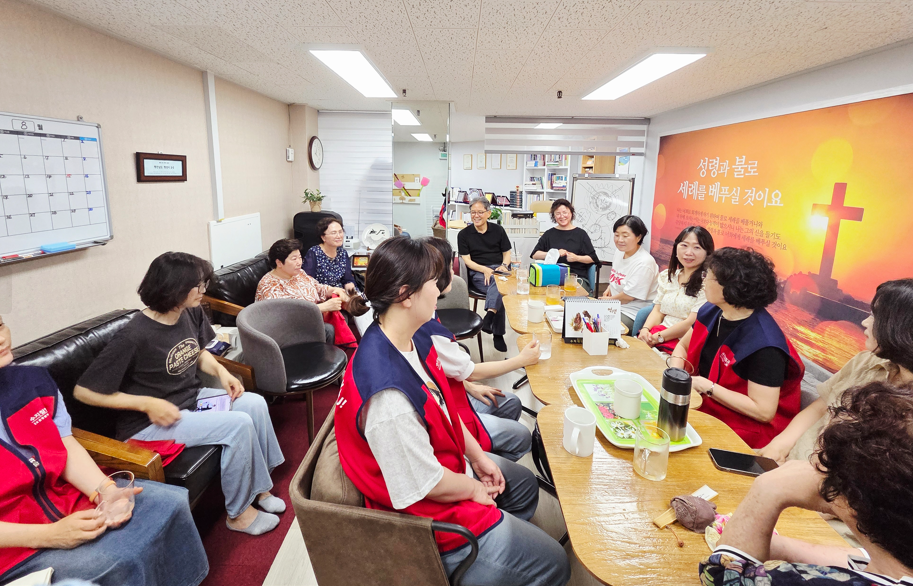 /user/s/sujichambit/editor/2509/3b54b741b8a23bf1e75bb6359792e5ce_1759229019_9027.png 이미지크게보기