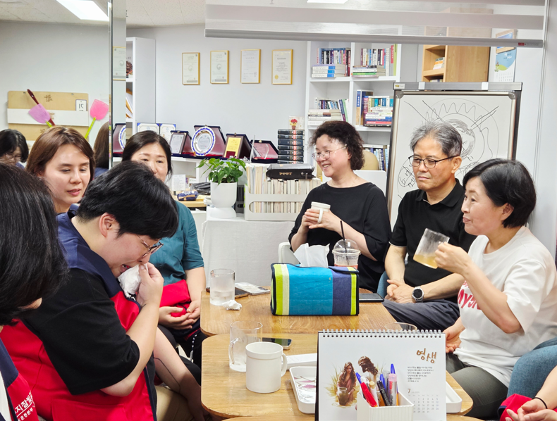 /user/s/sujichambit/editor/2509/3b54b741b8a23bf1e75bb6359792e5ce_1759229053_3137.png 이미지크게보기