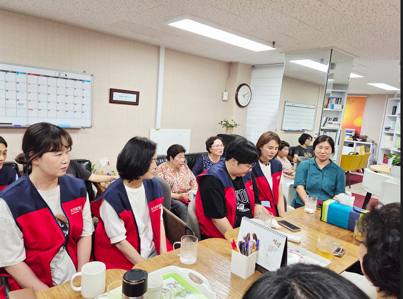 /user/s/sujichambit/editor/2509/3b54b741b8a23bf1e75bb6359792e5ce_1759229062_7373.png 이미지크게보기