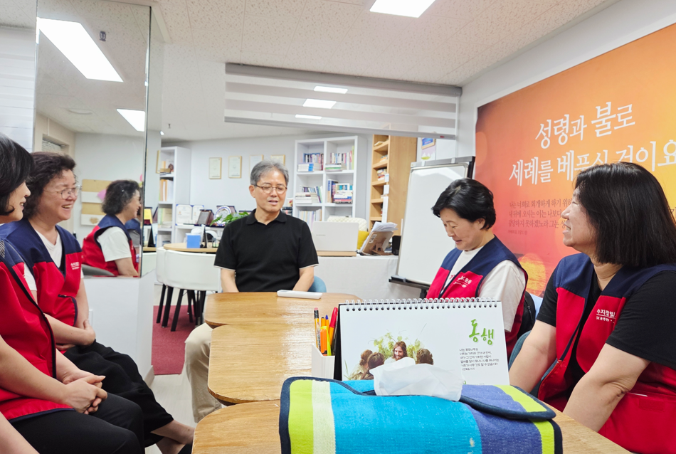 /user/s/sujichambit/editor/2510/35eb8f133a96bccc7087e78ca3753f2f_1760359316_3452.png 이미지크게보기