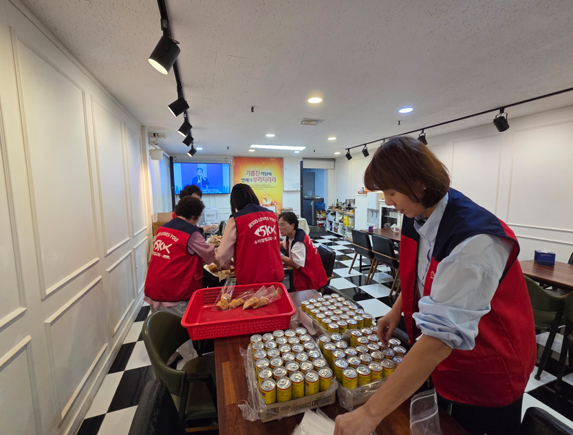 /user/s/sujichambit/editor/2510/35eb8f133a96bccc7087e78ca3753f2f_1760437467_1601.png 이미지크게보기