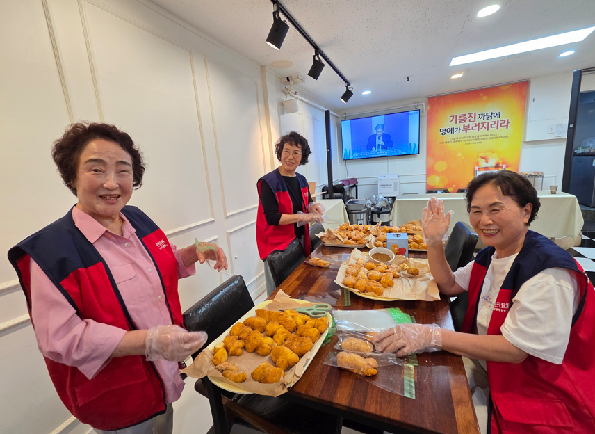 /user/s/sujichambit/editor/2510/35eb8f133a96bccc7087e78ca3753f2f_1760437471_1187.png 이미지크게보기