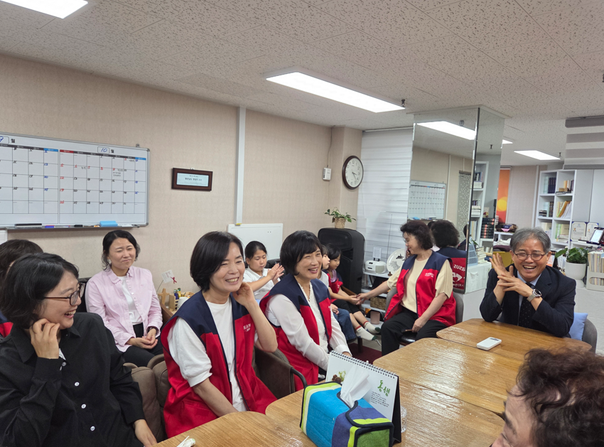 /user/s/sujichambit/editor/2510/35eb8f133a96bccc7087e78ca3753f2f_1760437570_3274.png 이미지크게보기