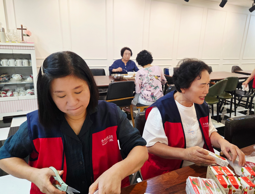/user/s/sujichambit/editor/2510/35eb8f133a96bccc7087e78ca3753f2f_1760440276_0394.png 이미지크게보기