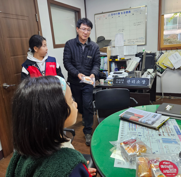 /user/s/sujichambit/editor/2511/23c310bf1036d14dbbe10c2b60115bae_1762772727_0555.png 이미지크게보기