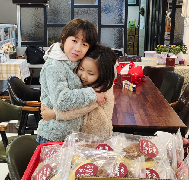 /user/s/sujichambit/editor/2511/89cc2af0de804206006715ea34ed3d03_1763471208_8832.png 이미지크게보기