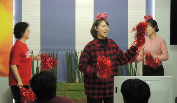 /user/s/sujichambit/editor/2511/89cc2af0de804206006715ea34ed3d03_1763475015_0173.png 이미지크게보기