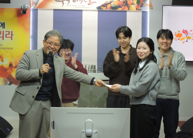 /user/s/sujichambit/editor/2511/89cc2af0de804206006715ea34ed3d03_1763475025_1247.png 이미지크게보기