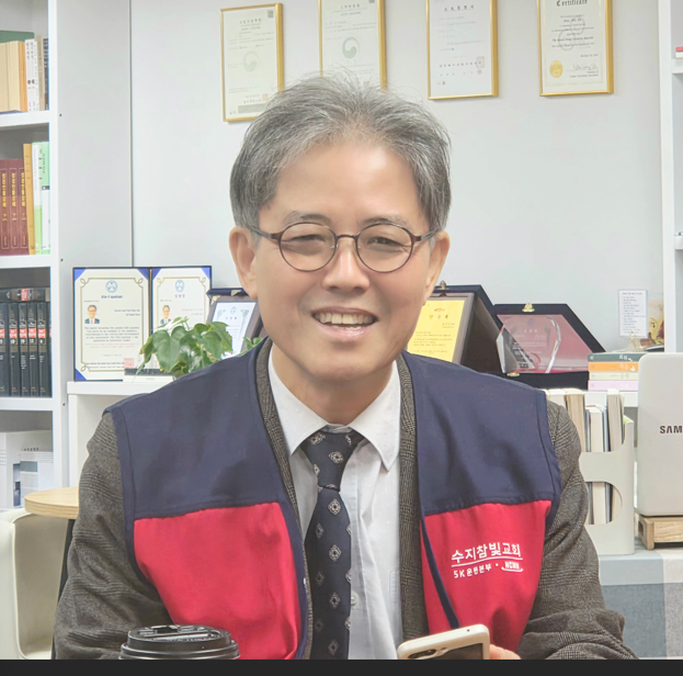 /user/s/sujichambit/editor/2512/47abd9a64e96a2527e168ce4d5172e63_1765114171_8874.png 이미지크게보기