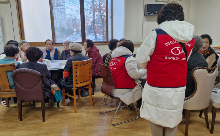 /user/s/sujichambit/editor/2512/47abd9a64e96a2527e168ce4d5172e63_1765114185_6563.png 이미지크게보기