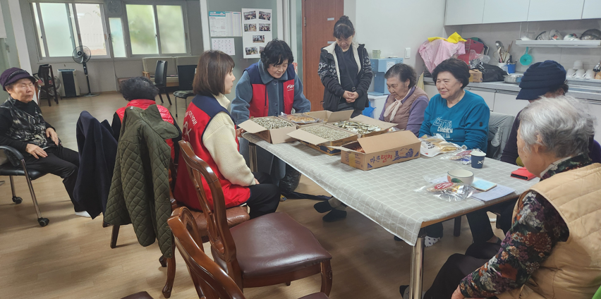 /user/s/sujichambit/editor/2512/47abd9a64e96a2527e168ce4d5172e63_1765114212_493.png 이미지크게보기