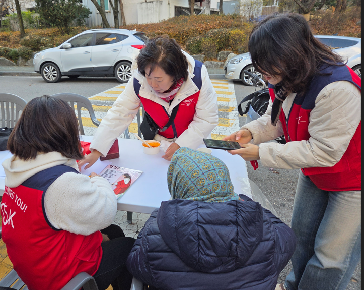 /user/s/sujichambit/editor/2512/47abd9a64e96a2527e168ce4d5172e63_1765114260_5917.png 이미지크게보기