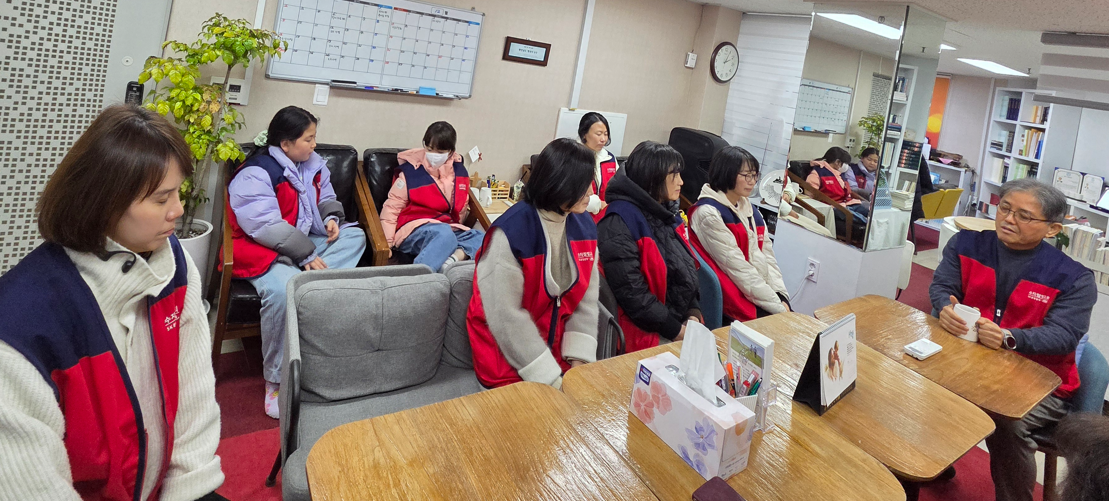 /user/s/sujichambit/editor/2512/79372ef818749d11936a2a989131a0c9_1764595575_6233.png 이미지크게보기