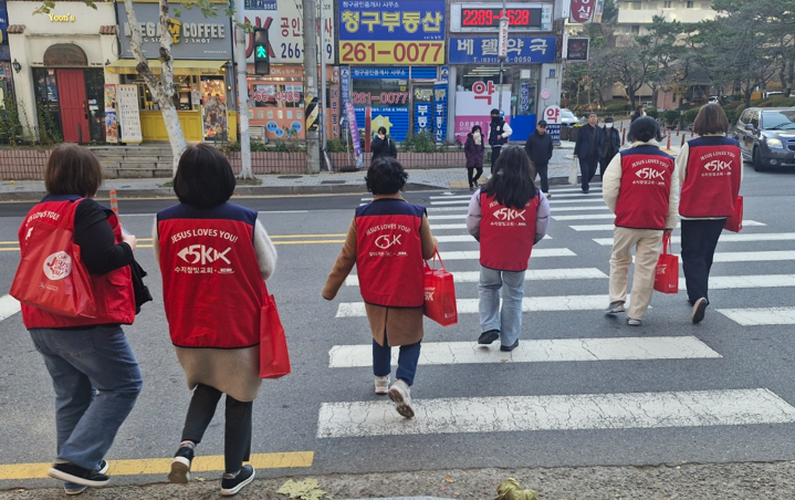 /user/s/sujichambit/editor/2512/79372ef818749d11936a2a989131a0c9_1764595576_2109.png 이미지크게보기