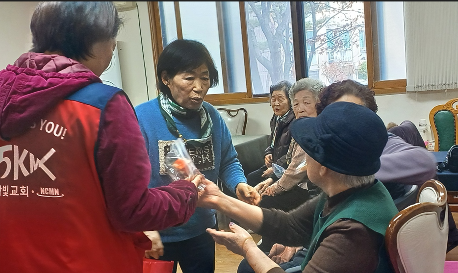 /user/s/sujichambit/editor/2512/89fe9f08c4bf25899c66faae53903031_1766924245_3623.png 이미지크게보기