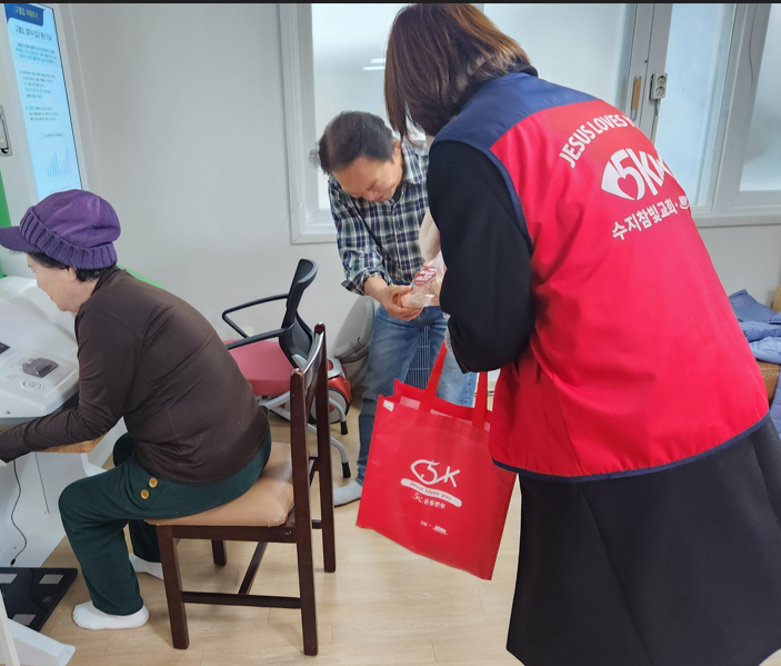 /user/s/sujichambit/editor/2512/b87b7b2eb20635be9bba943b1ec967ec_1766325657_8224.png 이미지크게보기