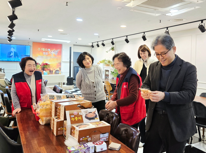 /user/s/sujichambit/editor/2602/131f8aeb72162902142b03ea5d73f9c0_1771502820_7052.png 이미지크게보기