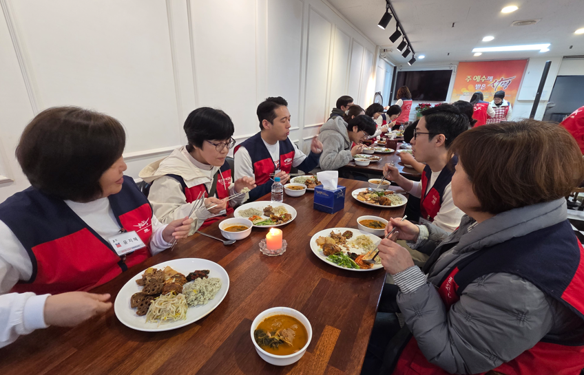 /user/s/sujichambit/editor/2603/55422d17acfdc55402509b60f99ad3d1_1772983585_0257.png 이미지크게보기